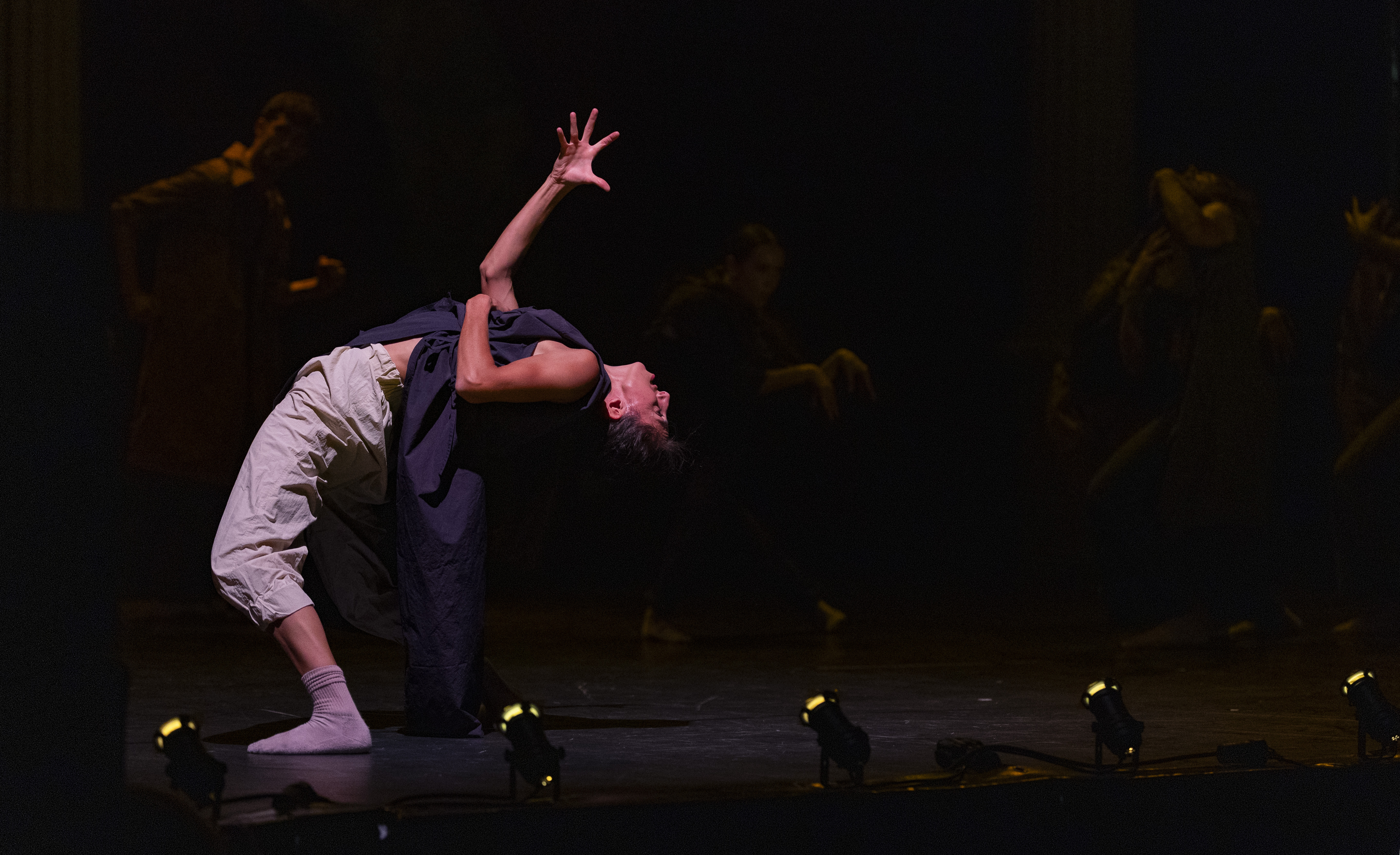 Escena de 'AVERNO' en Centro Danza Matadero